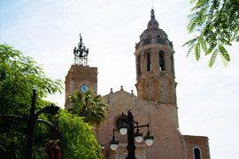 Sitges holiday rentals agency WeeklyVillas