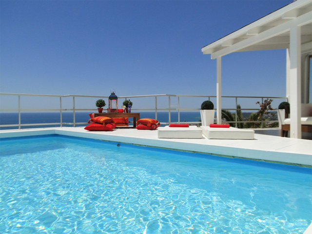 Best luxury rental villa in sitges