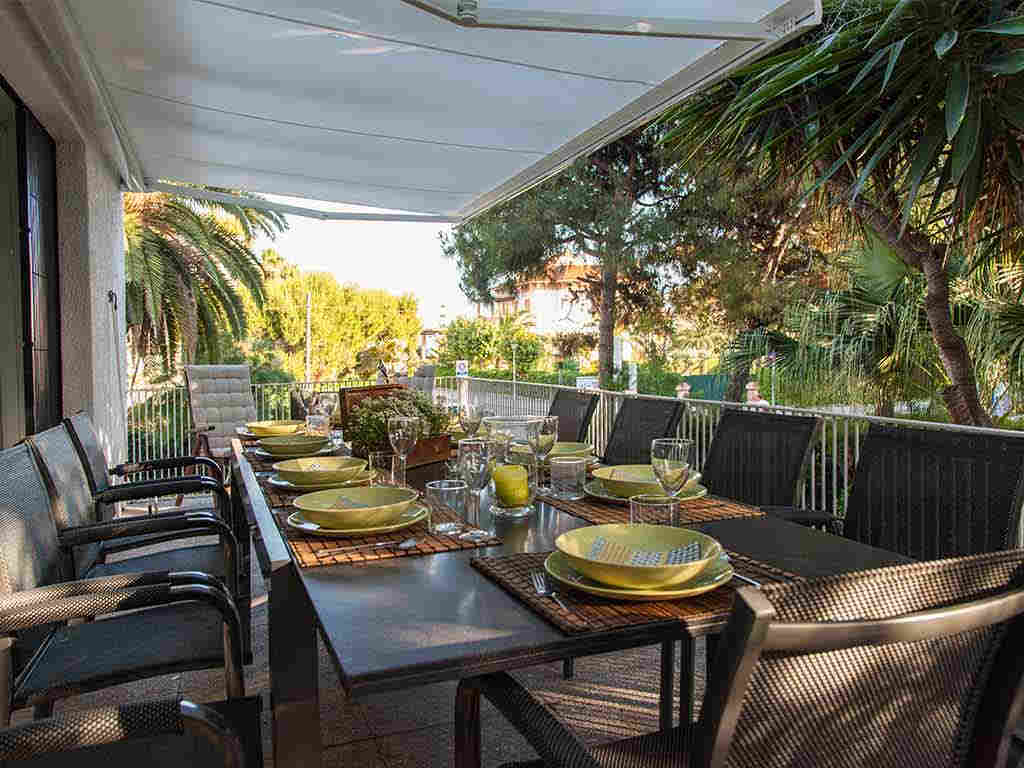 Villa vacacional en Sitges con terraza