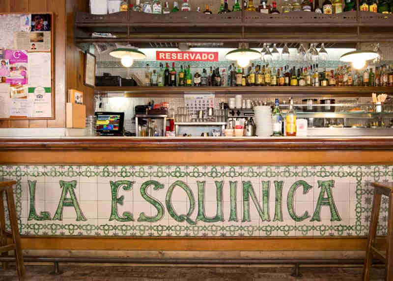 Tapas in Barcelona: La Esquinica