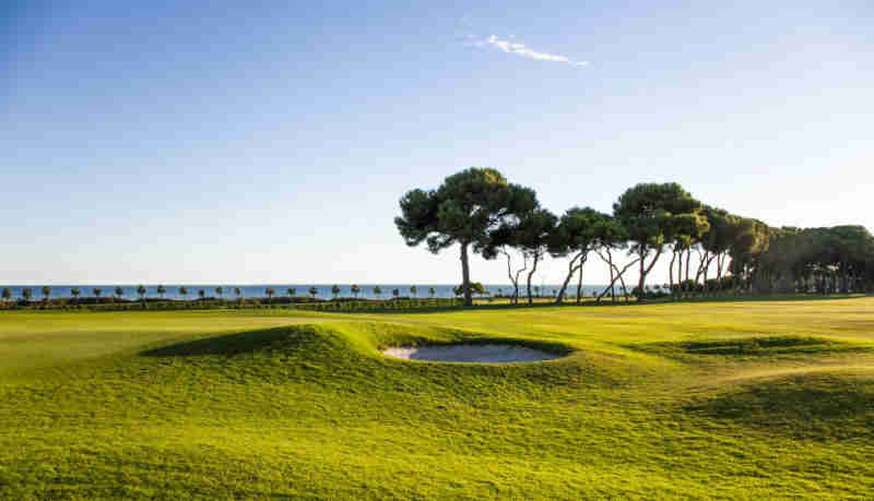 Golf de Sitges con vistas espectaculares