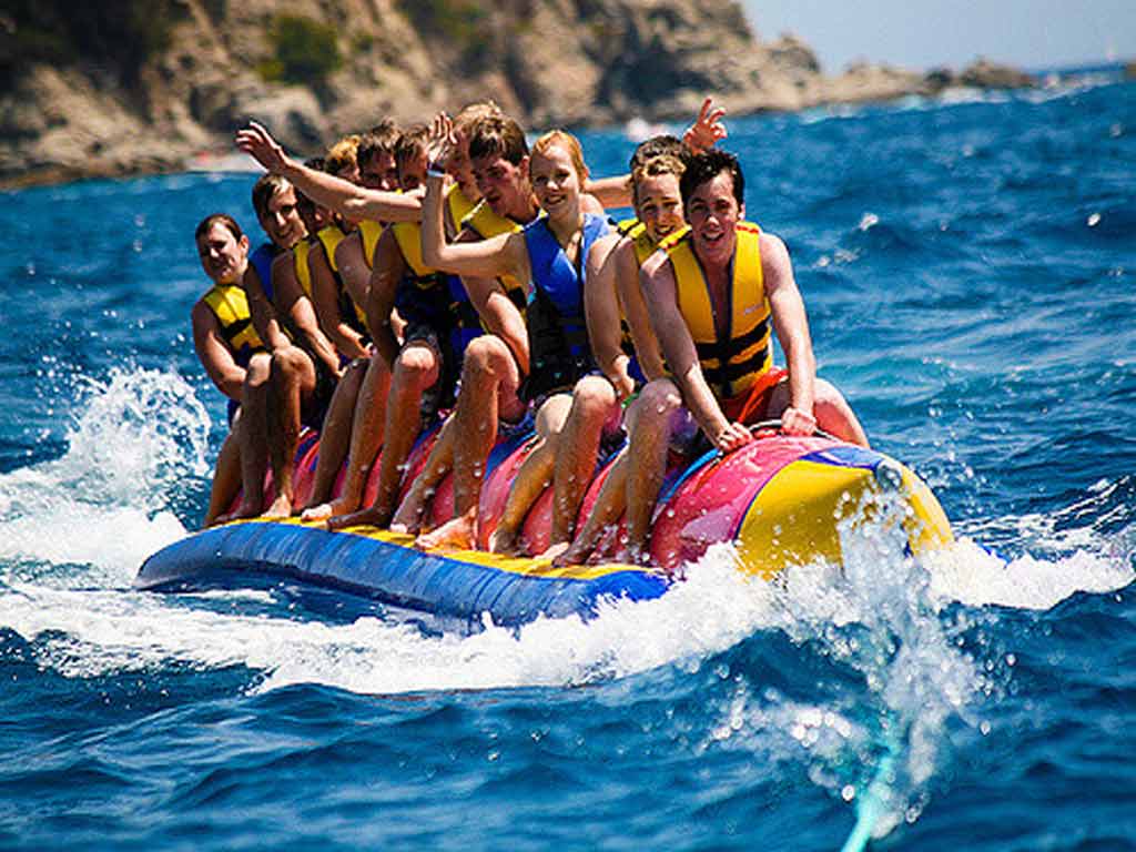 deportes acuáticos en Sitges.