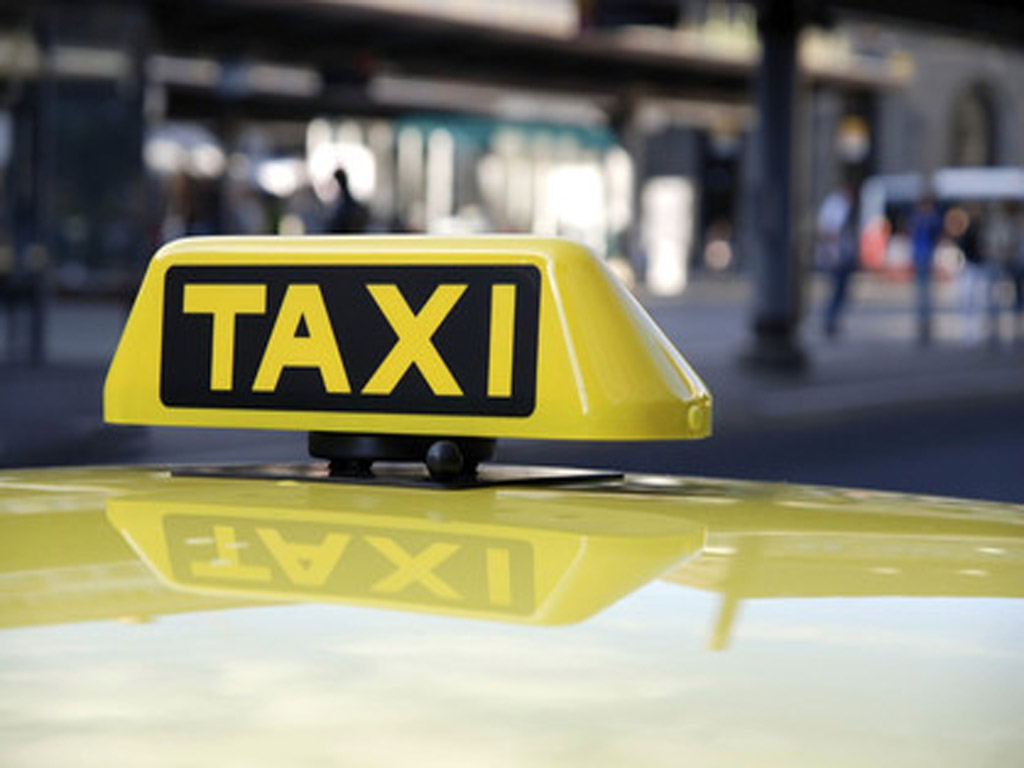 tus vacaciones de verano en taxi.