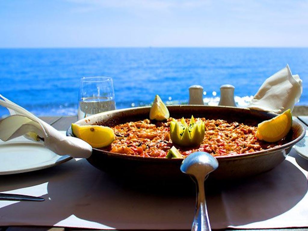 Mastery deformation Telemacos The 5 best restaurants of Sitges. Enjoy it - Weekly Villas