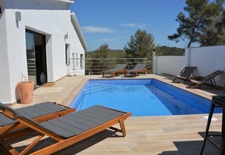 villa avec piscine à sitges