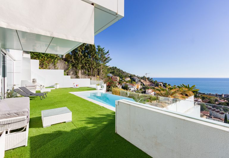 Sitges villas con vista al mar