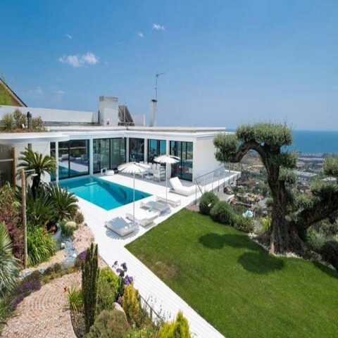 casa con piscina privada Barcelona