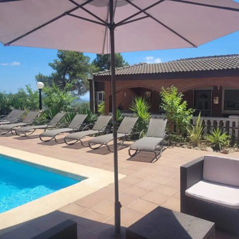 casas de alquiler en sitges para vacaciones