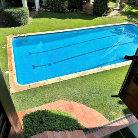 Casa de alquiler con piscina Sitges