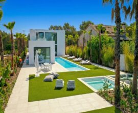 Villas con piscina privada Sitges