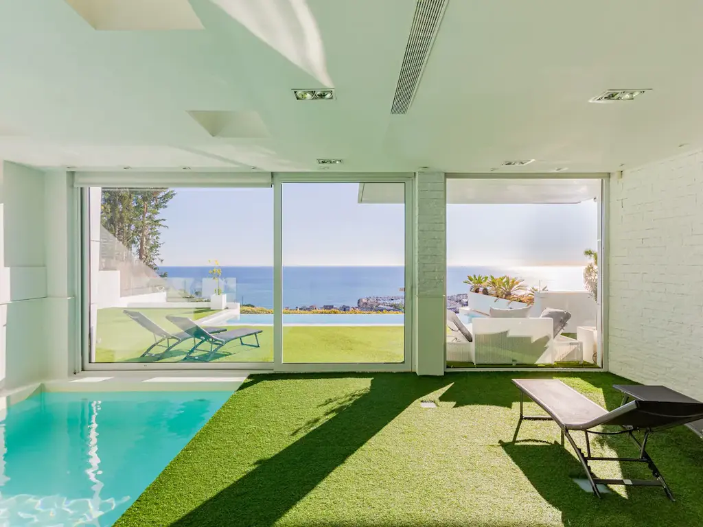 Villas con piscina interior