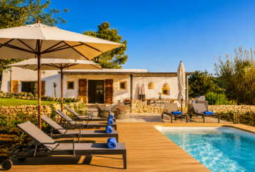 Last minute villas vacacionales de lujo en ibiza con piscina