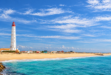 disponibilidad villas de lujo en Faro con jardín